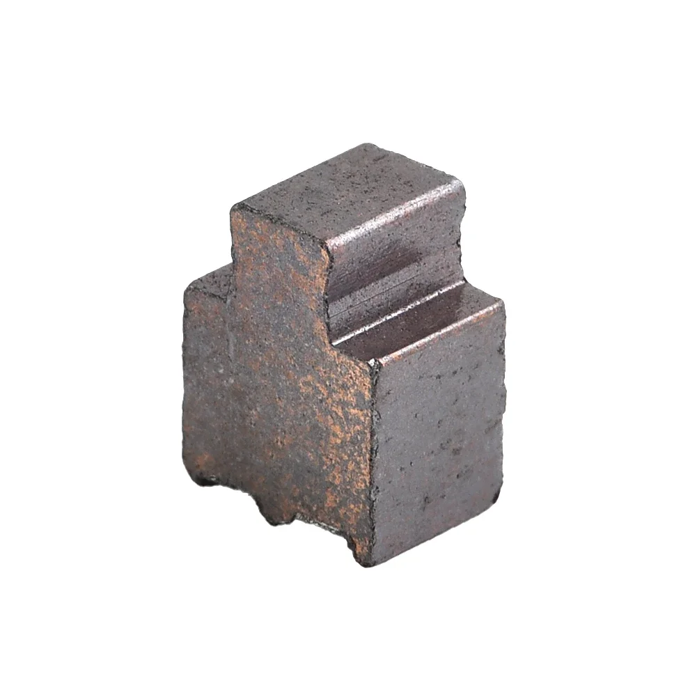 

Комплект из 10 угольных щеток для двигателей 775, 750, 755, используемых в электрических дрелях и электроинструментах общего назначения.