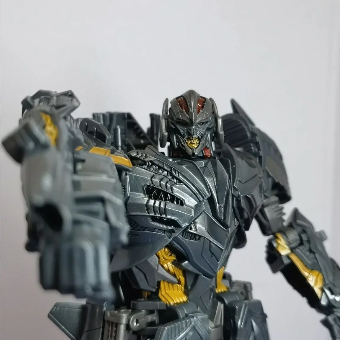 Oryginalny Hasbro Transformers Premier Edition Megatron Anime Figurka Akcji Zabawki Kolekcja Model Hobby Zabawki Prezent Dostępny