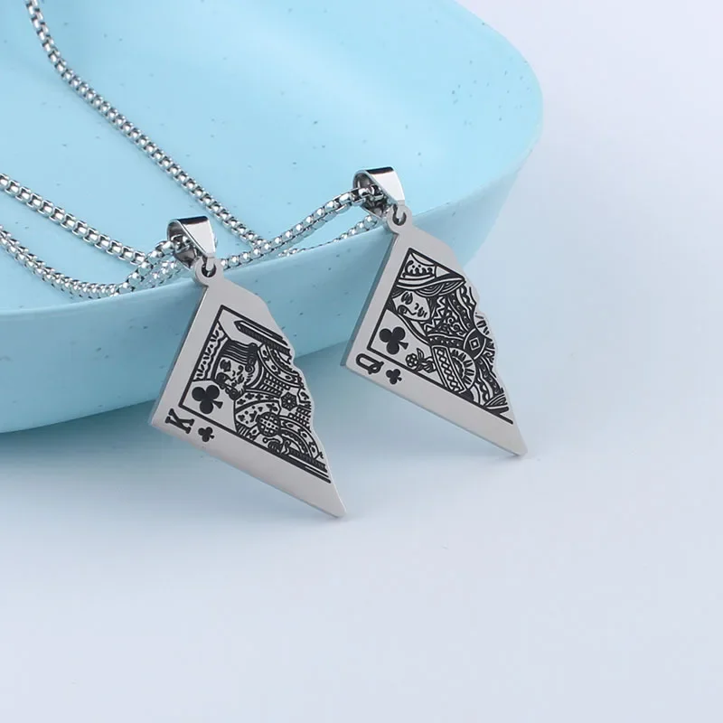 

Мужское ожерелье в европейском и американском стиле с подвеской в виде покерных карт Q/K, хип-хоп ожерелье из нержавеющей стали с индивидуальным дизайном