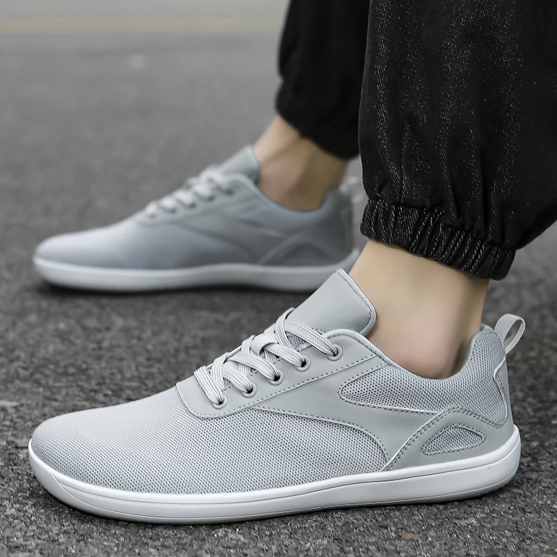 

Новая модная мужская и женская спортивная обувь с широкими пальцами, дышащая босиком, повседневная обувь на плоской подошве, большие размеры 36-47.