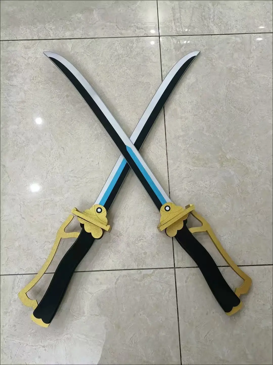 

Реквизит для косплея Мики Саяки из аниме «Девочка-волшебница Мадока Магика» для Хэллоуина, карнавальных костюмированных мероприятий и вечеринок