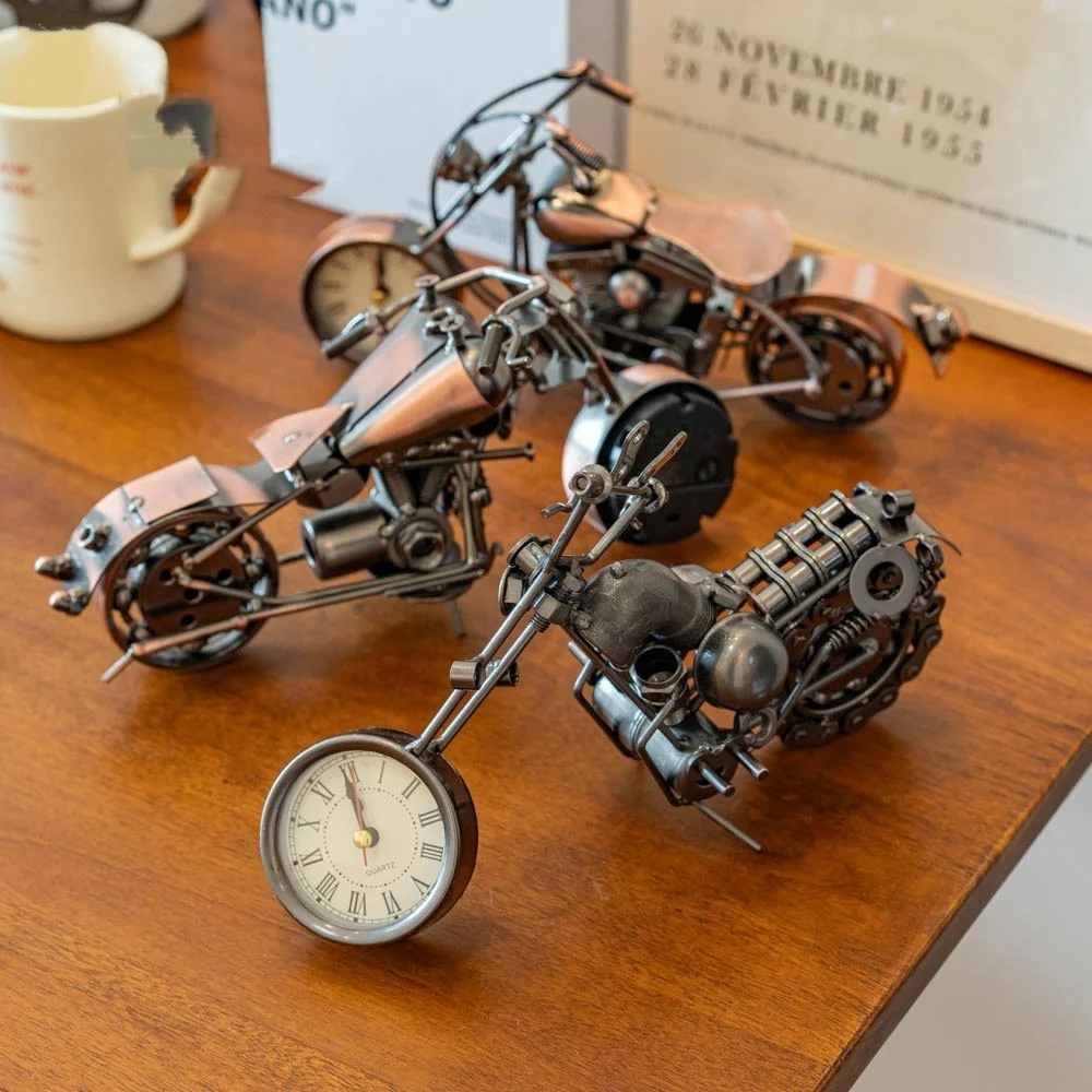 Motorfietsmodel Retro Motor Figuur Metaal Decoratie Handgemaakt IJzer Motorfiets Attribuut Vintage Huisdecoratie Kinderspeelgoed Kamerdecoratie