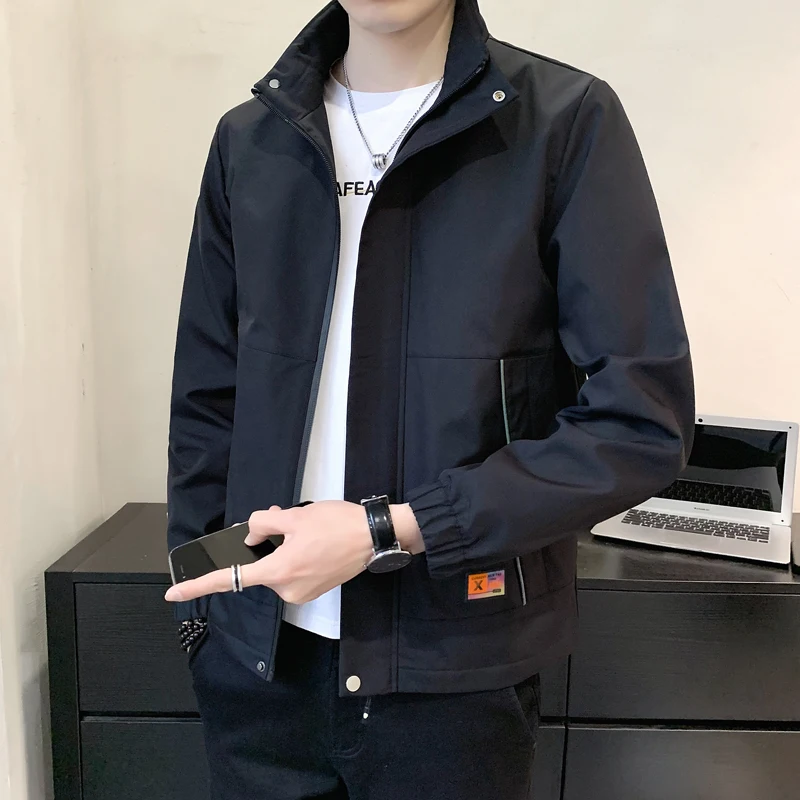 

Весенне-осенняя новая повседневная рабочая куртка для мужчин, с воротником-стойкой, приталенного кроя, легкая, модная, из полиэстера.