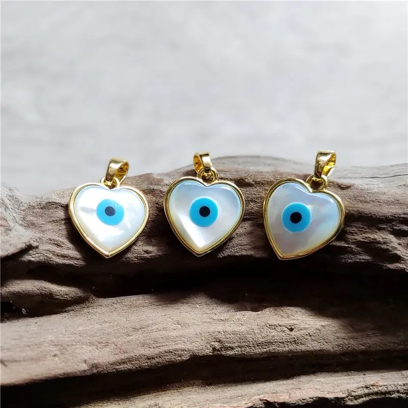 FUWO Wholesale Heart Shaped Turkey Eye Shell Pendant,Goldwn Plated Bezel Blue Lucky Eyes Fittings For Jewelry Making 5Pcs PD614