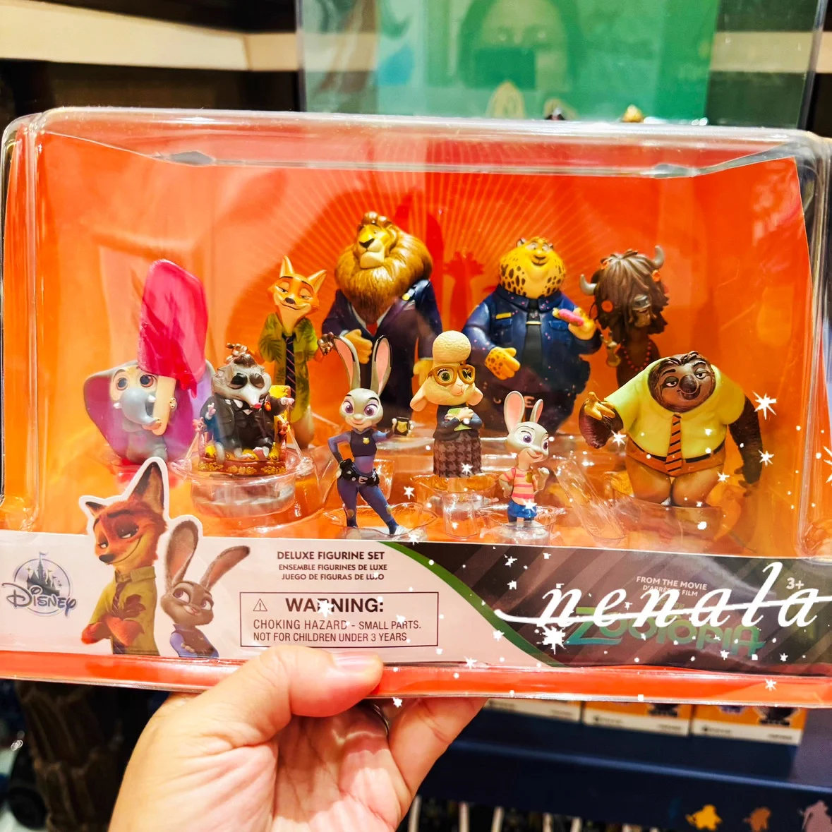 

Disney Zootopia Nick Wilde And Judy Hopps Figure Toy Set Collectible Model Ornament Gift Box for Kids Birthday Present