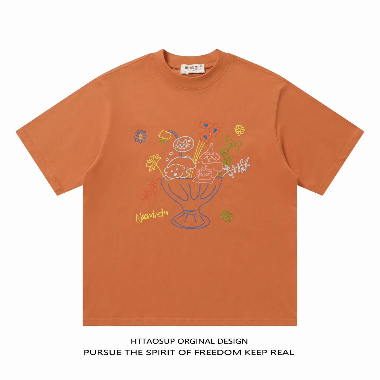 

HITTAOSUP Summer Trendy Embroidery Design Short Sleeve Loose Men's T-shirt American Style Couple Match Half Sleeve Body T-shirt