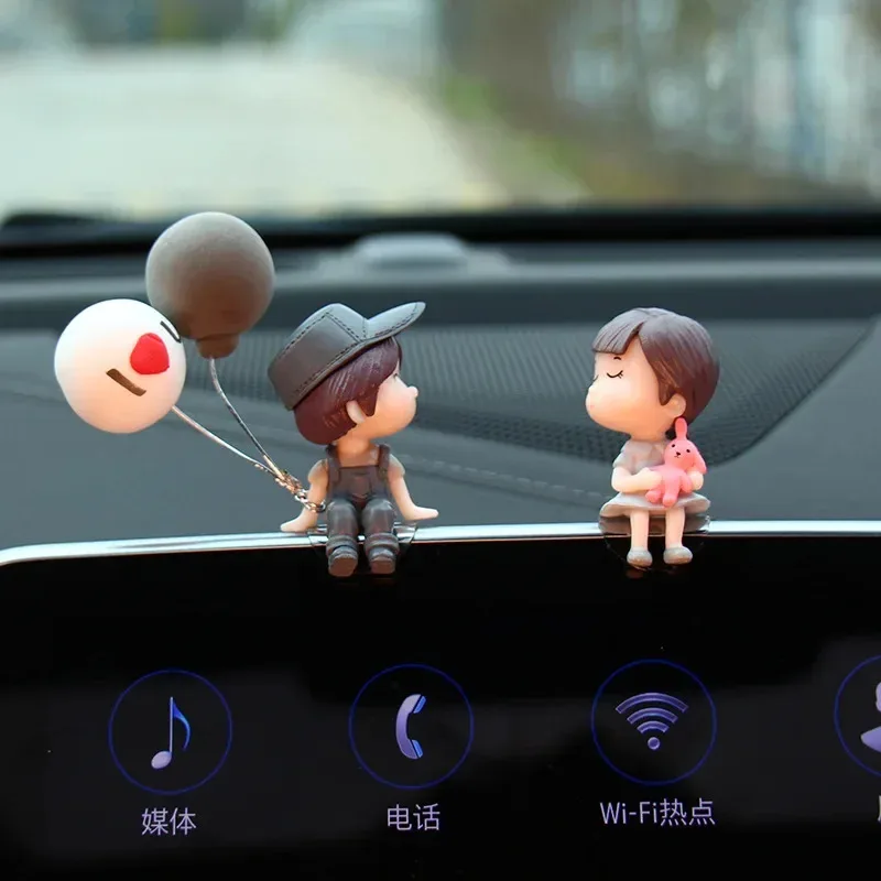 1/2pcsCar accessories, cartoon couple dolls, cute car display screen, balloon decoration, car accessories, men and women's gifts