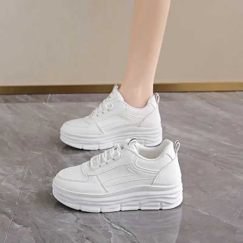 36 Chunky Boots Luxury Brand Designer White Casual Sneakers Shoes High Top Sneakers Women Sport Baskettes High-level