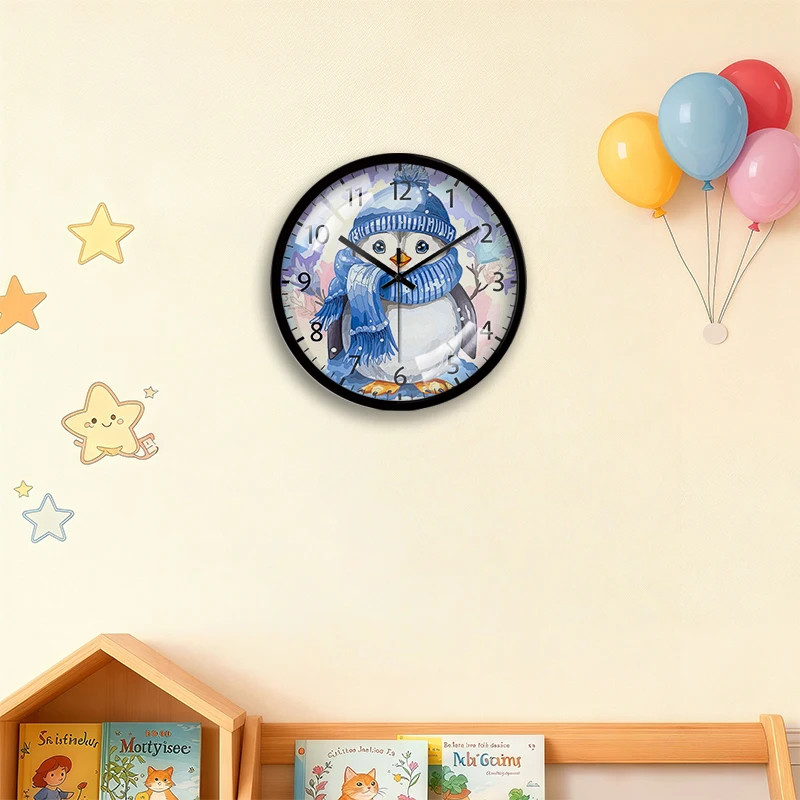 ساعة حائط معلقة دائرية صامتة على شكل بطريق شتوي، مناسبة لغرفة المعيشة والمدرسة وغرفة الدراسة وغرفة النوم وهدايا الأطفال #1