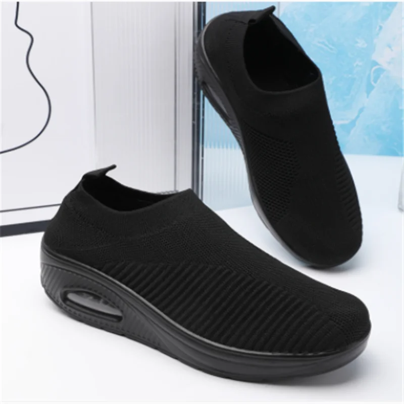 طراز جديد من الأحذية الرياضية النسائية غير الرسمية، أحذية مفلكنة مبطنة بالهواء لزيادة الارتفاع، قابلة للتنفس، مقاس كبير جدًا 44 #3