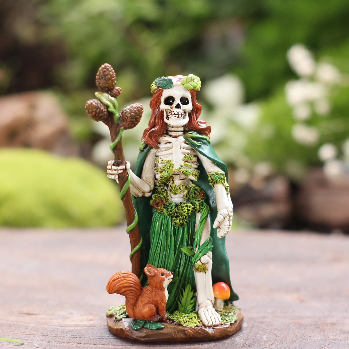 1pc Halloween Skeleton Forest Goddess Resin Statue Mother Nature Skull Gothic Outdoor Garden Home Desktop Decor