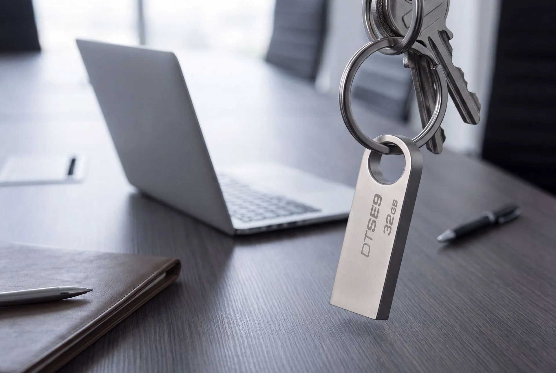 Kingston DT‑SE9 High‑Speed Metal USB Flash Drive 32GB 64GB, Portable Memory Stick for Car, Gift Storage U‑Disk