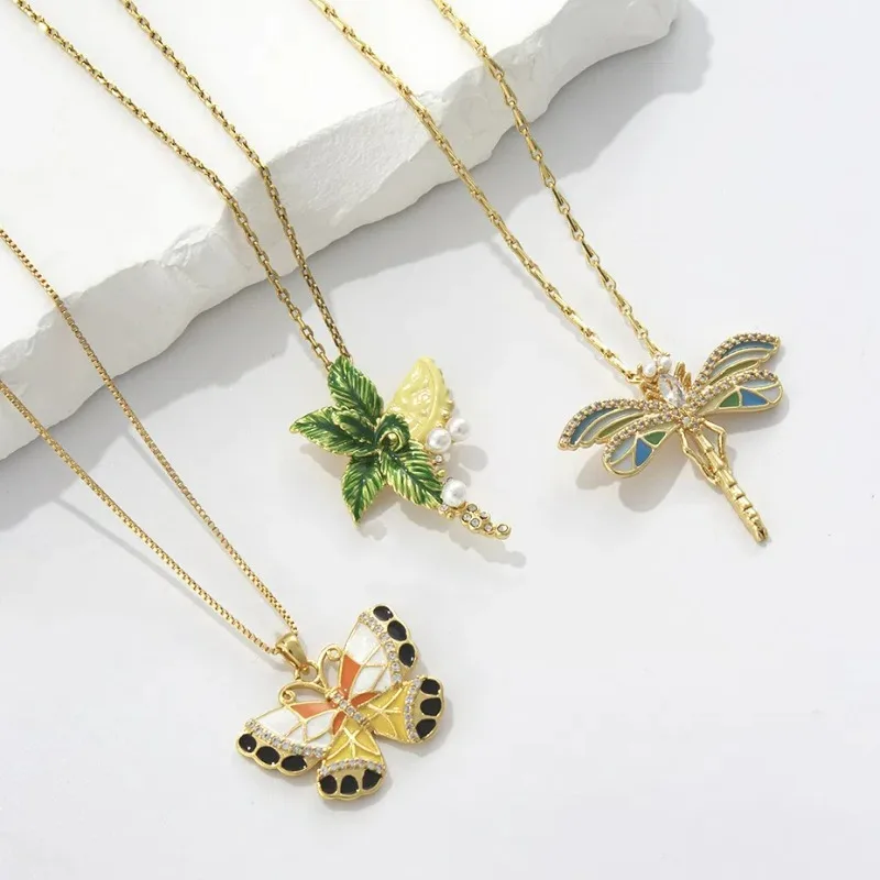 

Spring Fashion Pendant European and American Elegant Light Luxury Butterfly Dragonfly Tropical Fruit Pendant Necklace for Women