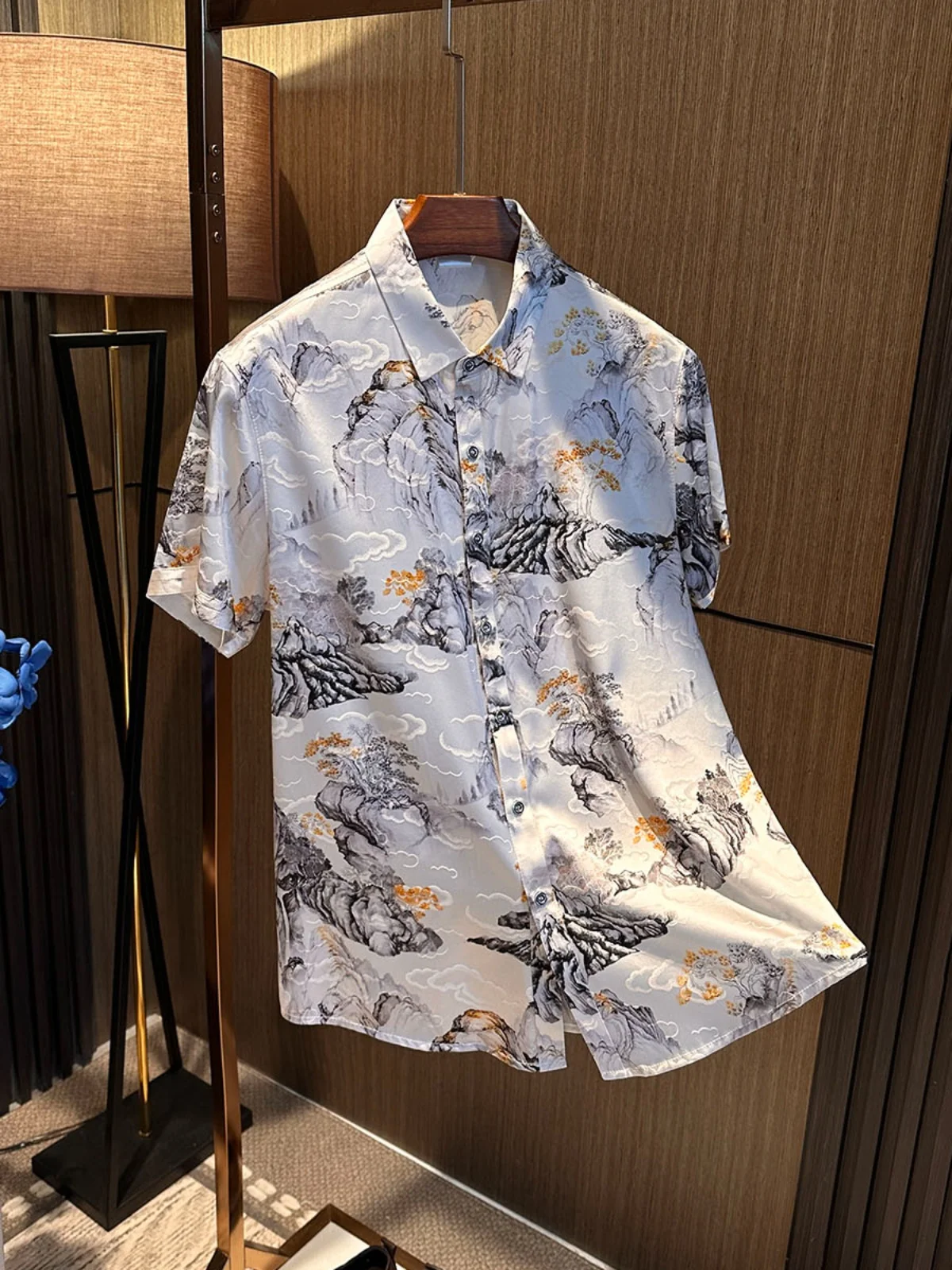 

New Chinese Sle Silk irt Men's Summer High End Printed Silk ort Sve Faion Urban Stand Fit Breathable Thin