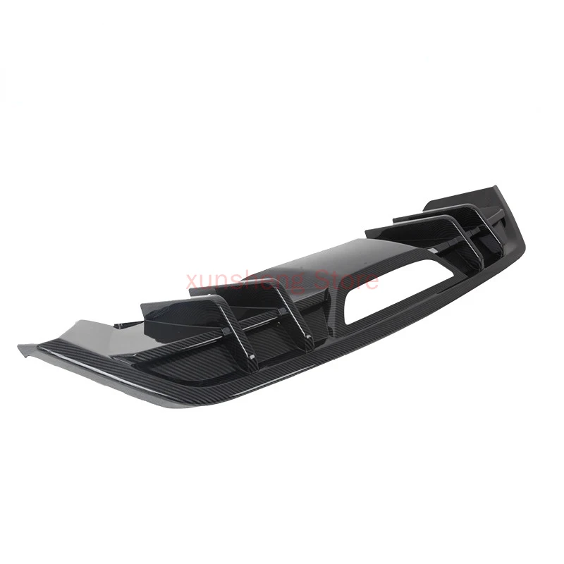 For Mustang 2018 2019 2020 Rear Diffuser Rear Bumper Carbon Fiber Style fit Ford Mustang Rear spoiler Car styling 2018-2023