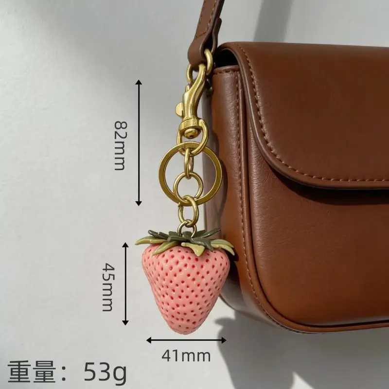 Damen-Taschenanhänger Dekoration Cartoon-Erdbeer-Schlüsselanhänger Damen-Taschenanhänger Charm Taschenanhänger Schlüsselanhänger Niedliche Taschenaccessoires Geschenke – Detail 3