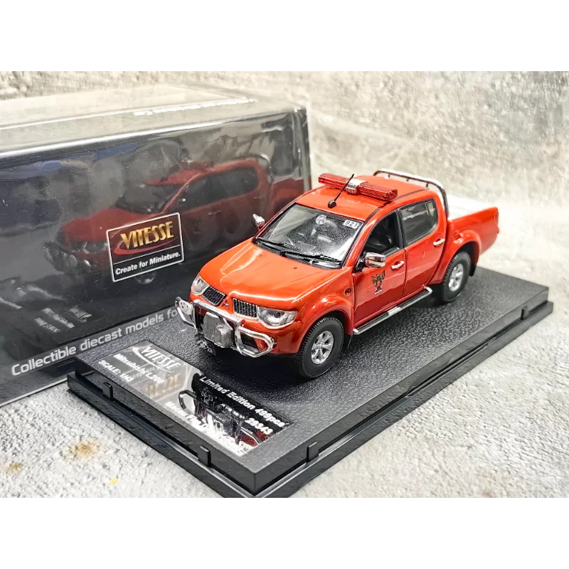 Diecast 1/43 Scale Sunstar Vicz Mitsubishi L200 Macau Fire Department Pickup Police Car Command Vehicle Alloy Car Model