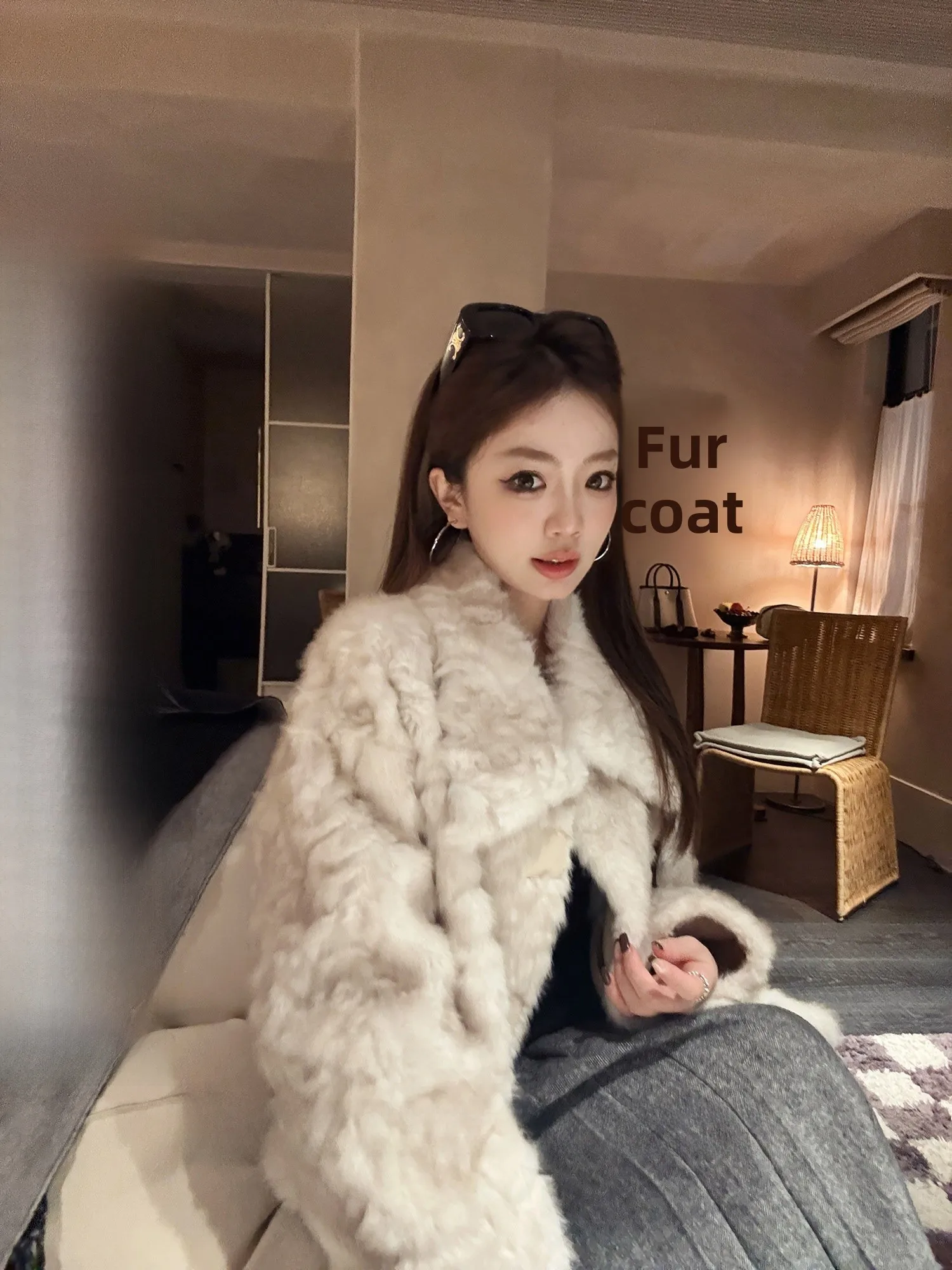 

Экологичные меховые женские зимние шубы Jaet из натуральной кожи и меха небольшого размера White Birch Forest Sle Long Sve