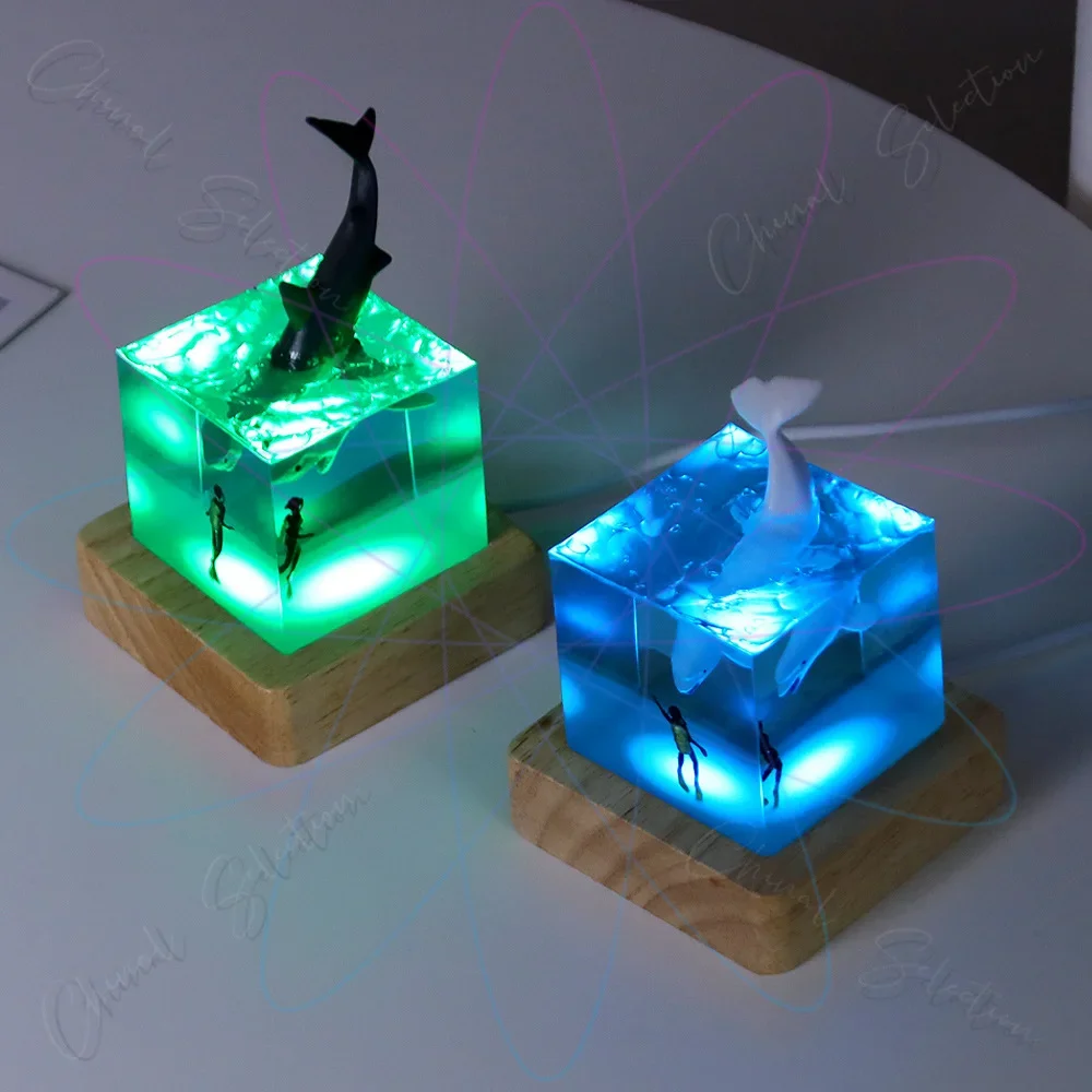 Micro Landscape Ocean Whale Night Light Tide Play Gift, Desktop Living Room Resin Ornament