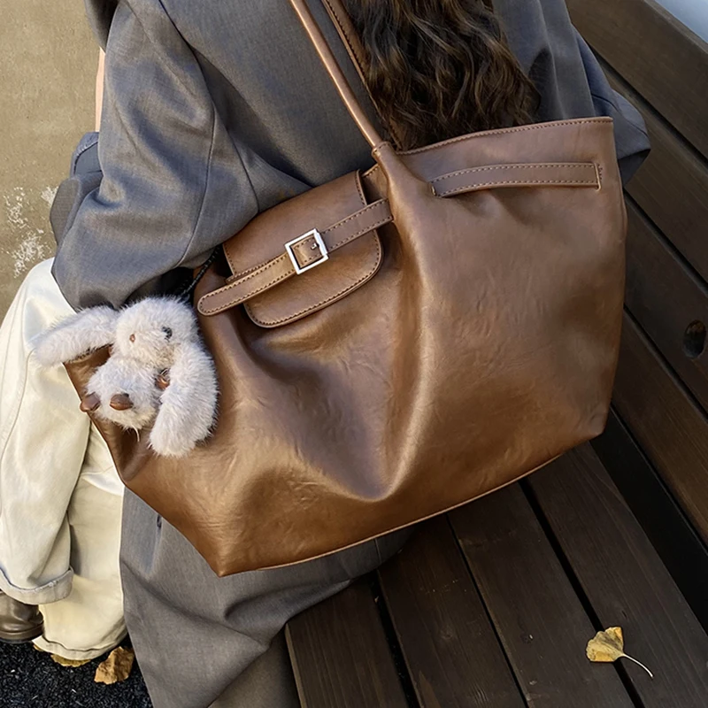 

Autumn/Winter New High Quality Single Shoulder Bag Large Capacity Commuting Handbag Fashionable Versatile Tote Bag PU Leather