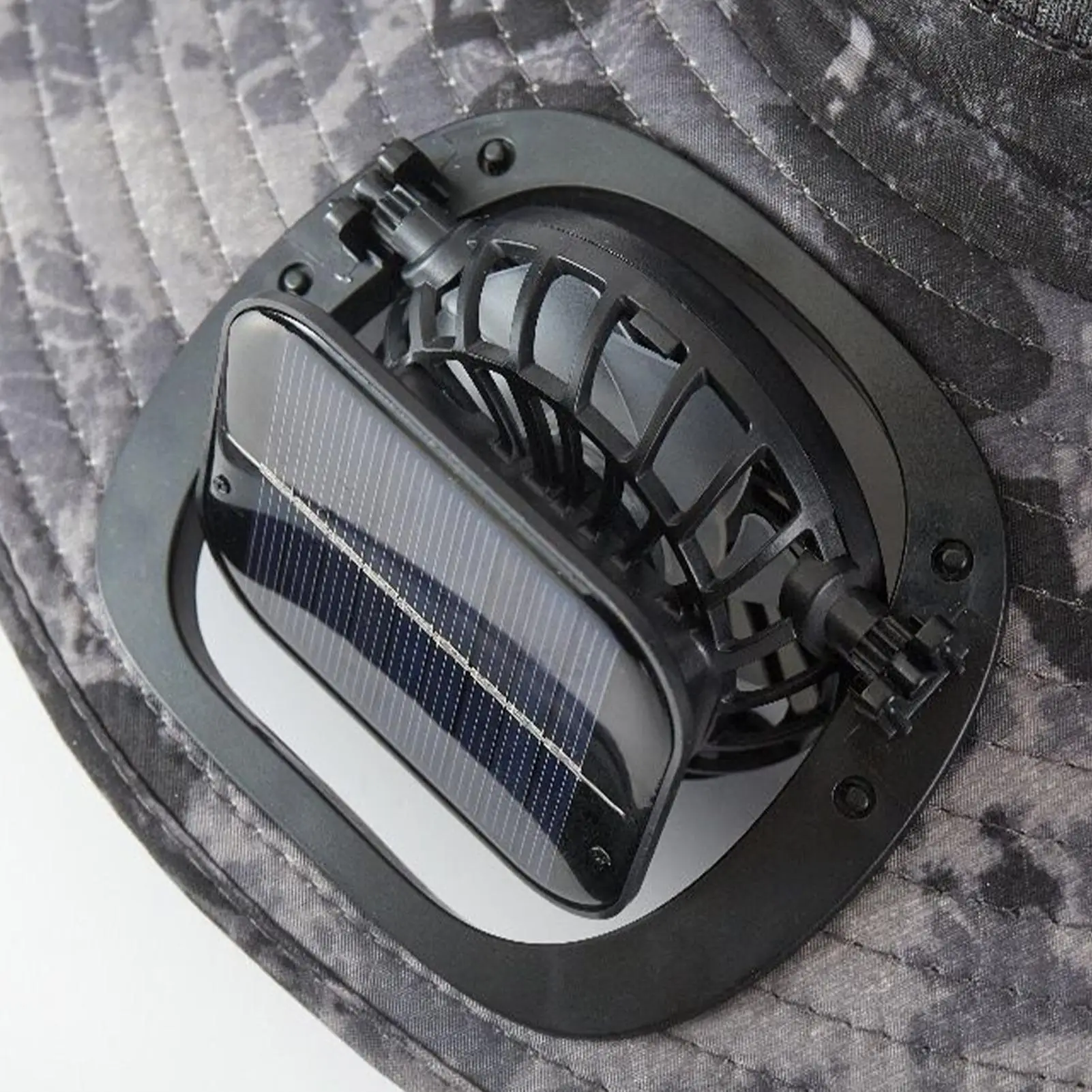 

Solar Powered Fan 3 Adjustable Speeds Mini Cooling Low Noise Hat Fan Replacement for Outdoor Sports Golfing Traveling Camping
