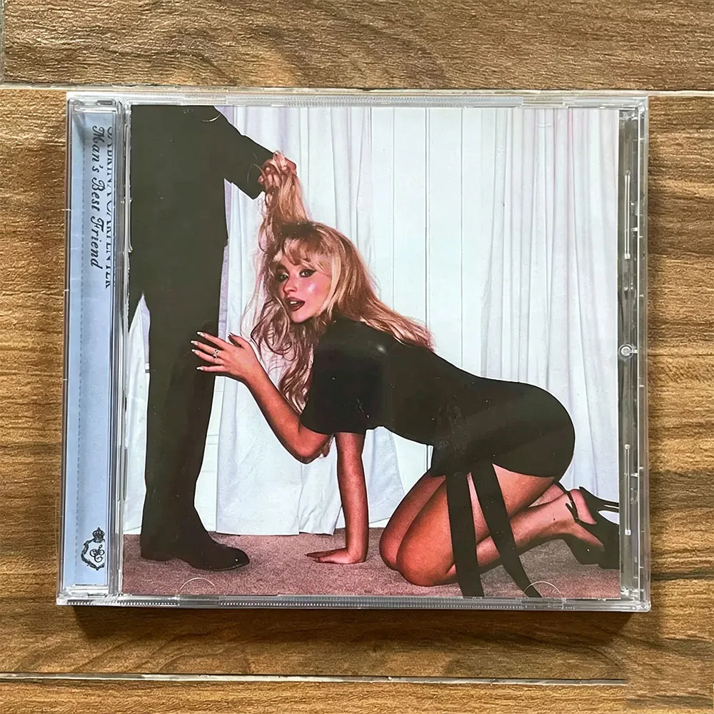 El CD 'Man's Best Friend' presenta pop americano retro, con sonidos que recrean la música disco y funk de los años 70 y 80.