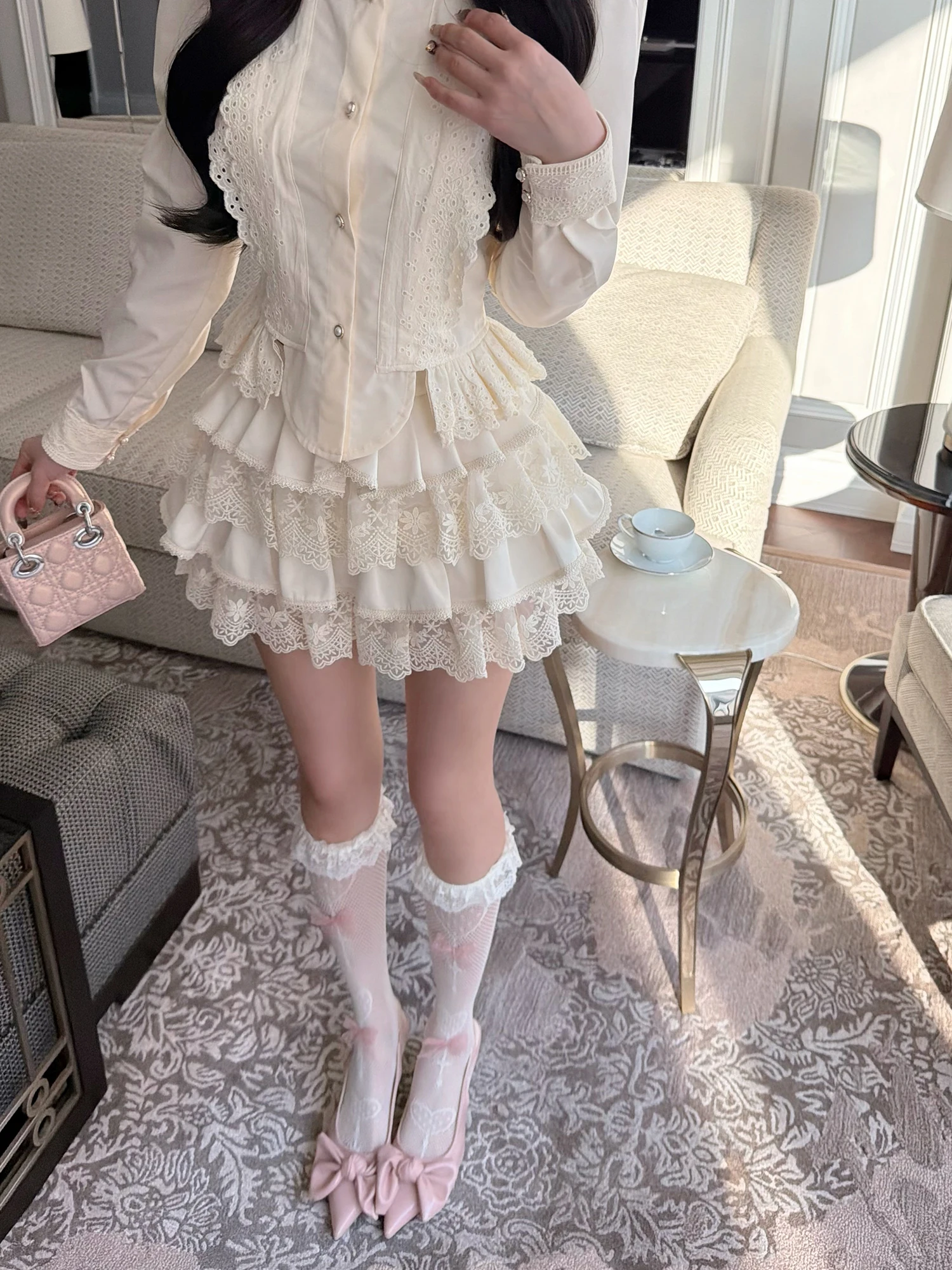 

LADIESFIRST High Waist Satin Multi-Layer Lace Trim Skirt Girls Sensation Commute Style Padded A-Line Skirt with Pocket