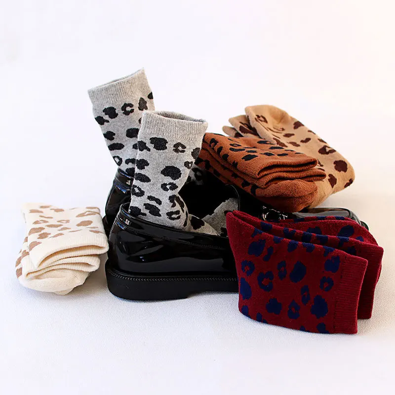 Women Socks Retro Leopard Print Cotton Terry Thick Winter Warm Sock Cotton Girl Gift Funny Kawaii Cute Sox calcetines mujer Sox