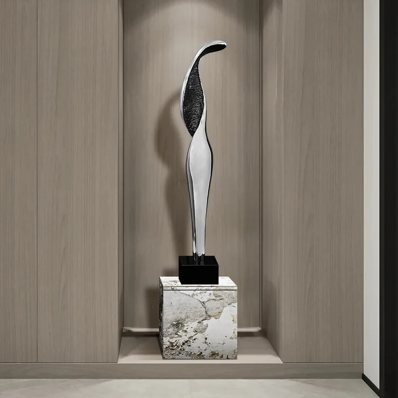 Abstract ground sculpture of figures, high-end design slender shaped artistic ornaments, light luxury resin handicrafts BB914FZ