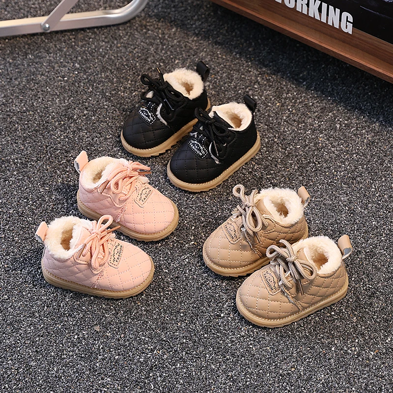 

Baby Warm Boots Cute Bears Versatile Kids Walking Shoes with Thick Fur 2025 Winter New Boys Girls Ankle Boots Fashion Size 16-20