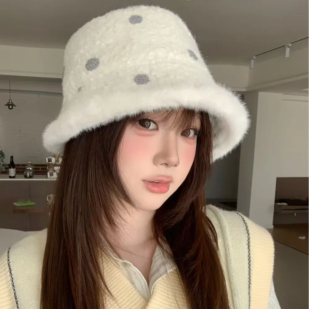 Polyester Faux Lamb Wool Bucket Hat One Size Thick Warm Winter Hat Head Circumference 56cm to 58cm Polka Dot Bucket Hat