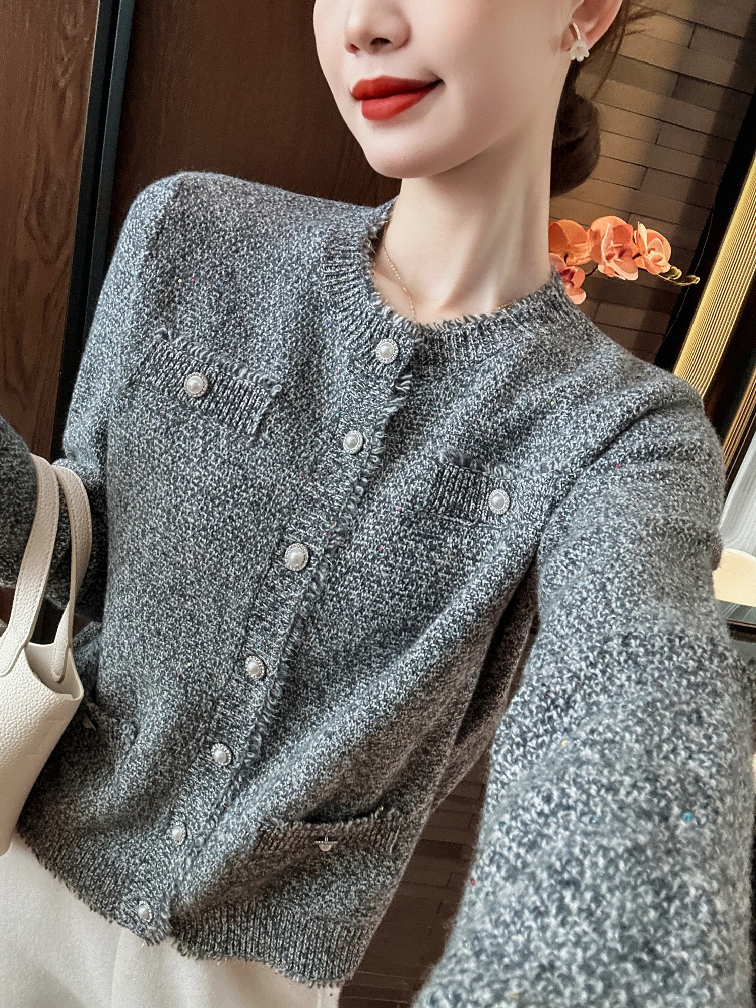 

Кардиган с жемчужными пуговицами You See Pear See, легко надеваемый, с длинными рукавами, удобный для всех, в стиле Small Fraance Sle.