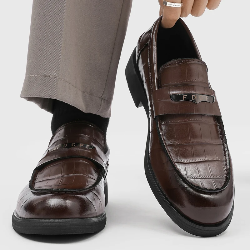 Men Loafers PU Embossed Pattern Low Heel Solid Color Daily Professional Classic Business Men Shoes Size 38-46