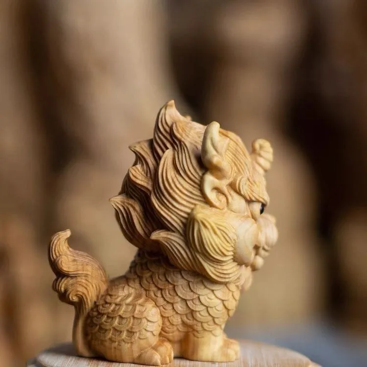 Thuja Wood Qilin Figurine Handheld Car Home Decor Lucky Beast Ornament