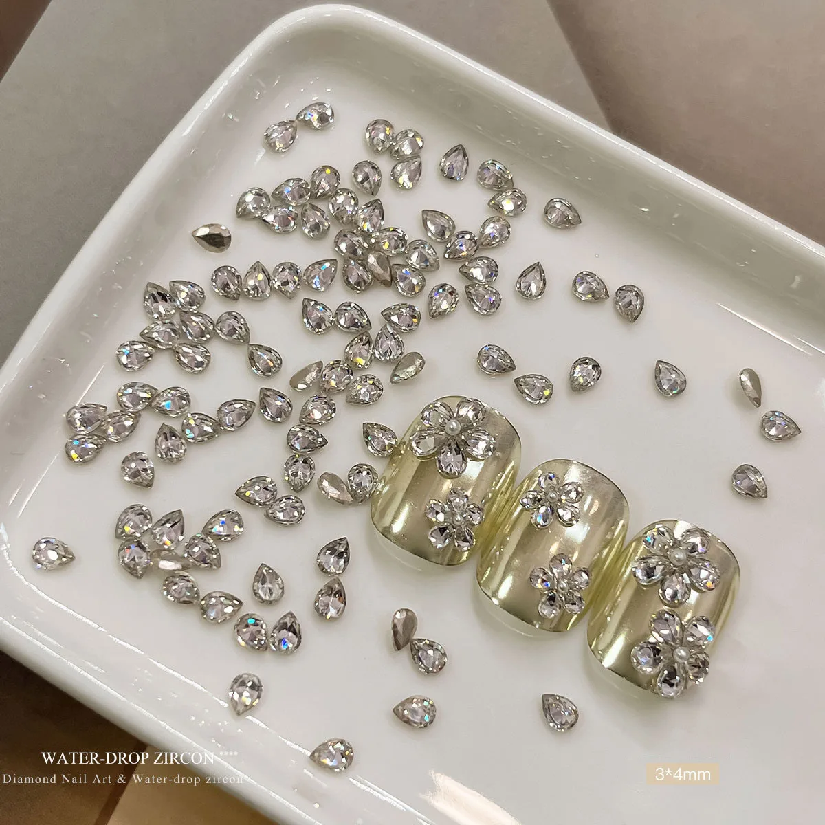 50pcs Twinkling Droplet Shape Boutique Flat Bottom Nail Art Rhinestones Teardrop-Shaped Zircon Glass Crystal 3D Nail Decoration
