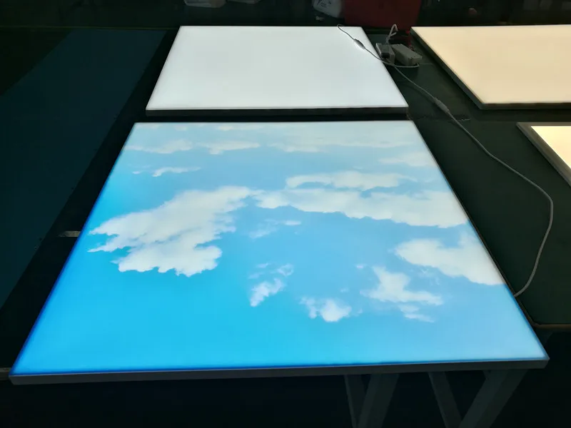 Authentische 3D-visuelle blaue Himmel-Kunstschiebedach-Flächenleuchte
