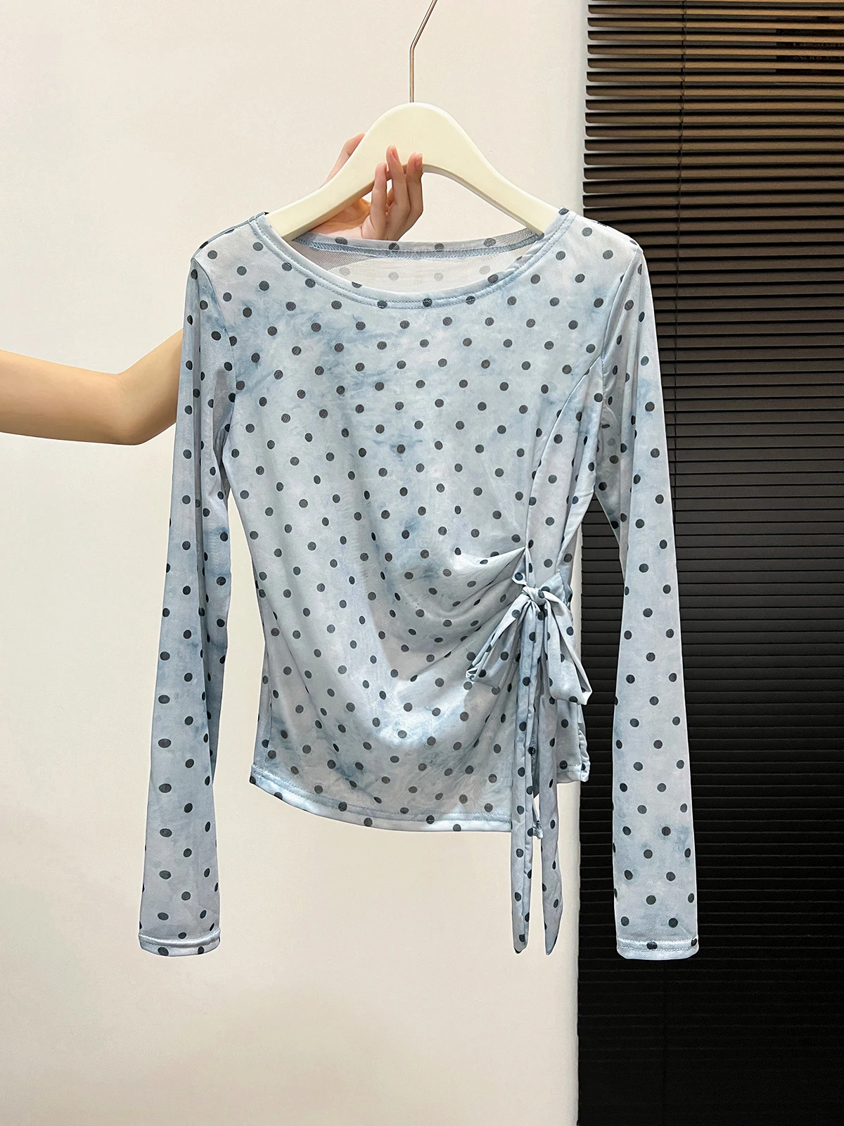 

Blue Polka Dot Lace Long Sleeve T-Shirt Women's Early Spring New Style Beautiful Waist Cinching Tie Thin Top Korean Style