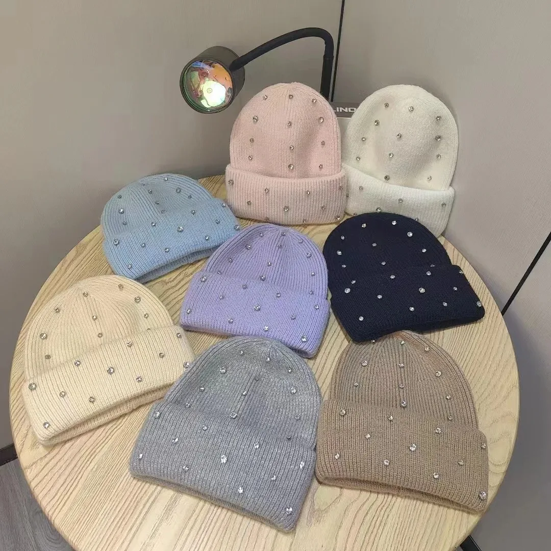 Neue frauen Luxus Kaninchen Fell Gestrickte Beanie Winter Hut Dicke Warme Koreanischen Stil Kappe mit Hinestone Perlen Mode-accessoire