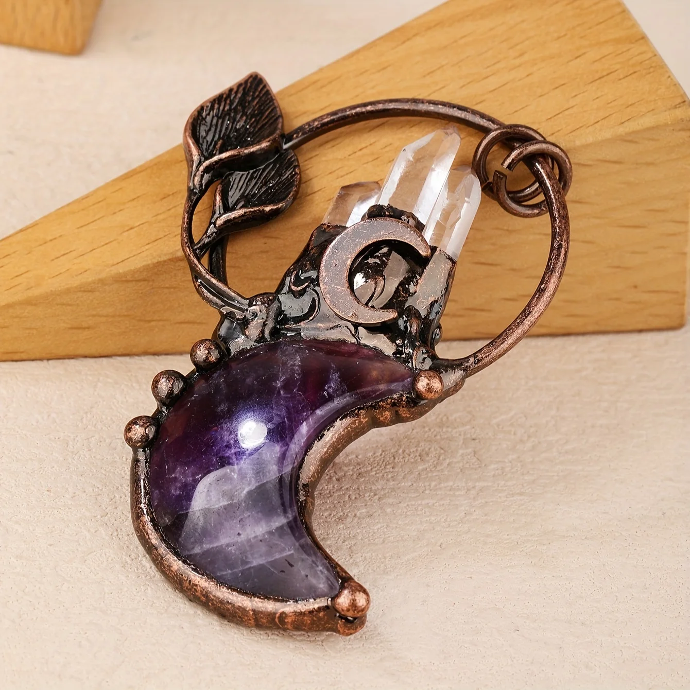 YEEVAA 1pc Moon Shape Pendant Vintage Style DIY Jewelry Making Accessories Halloween Decoration