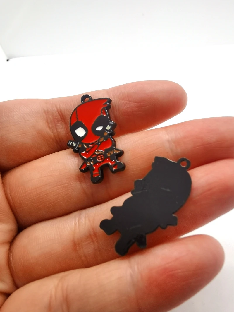 الكثير الكرتون 10 قطع المعادن المينا سحر الأقراط DIY مفتاح سلسلة قلادة قلادة سوار مجوهرات النتائج اليدوية هدية