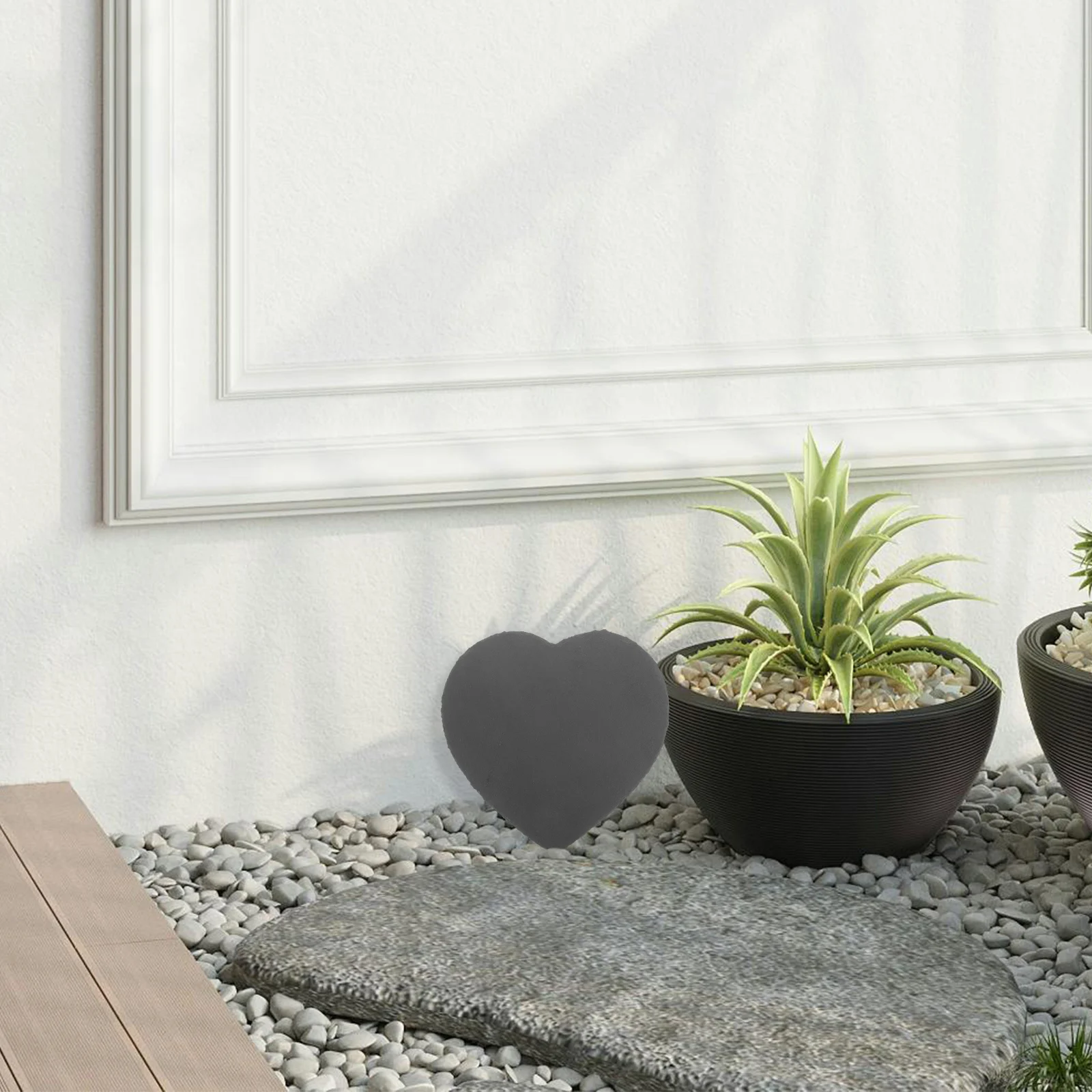 

Heart Shape Decorative Sculpture Unique Hand-Carved Garden Ornament Home Desktop Art Statue Gift for Loved Ones