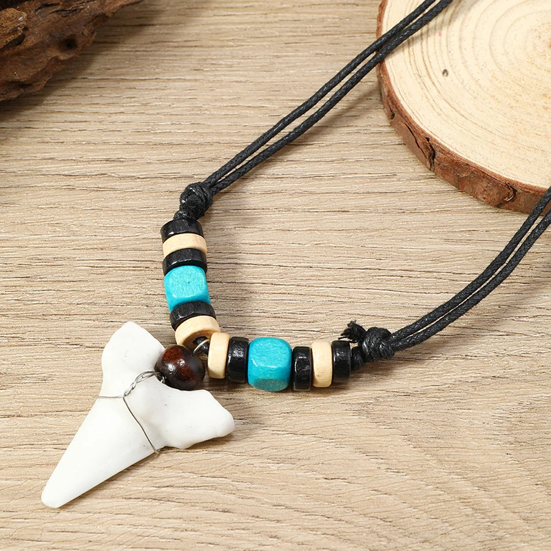 1PC Women's Men's Necklace Hawaii Jewelry Handmade Imitation Shark Teeth Pendant New Zealand Maori Tribal Bone Choker