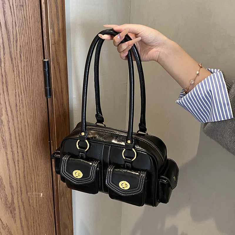 حقيبة كتف نسائية جديدة ذات سعة كبيرة وسادة للتنقل حقائب يد للسيدات عالية الجودة غير رسمية بجيوب متعددة حقيبة يد محمولة بولسا