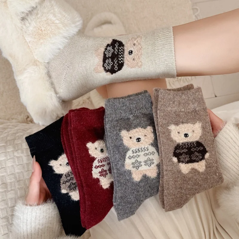 

Шерстяные носки женские с мультяшным медведем, японские кавайные милые средние носки-трубы, осенние и зимние утолщенные теплые длинные носки, рождественские подарки