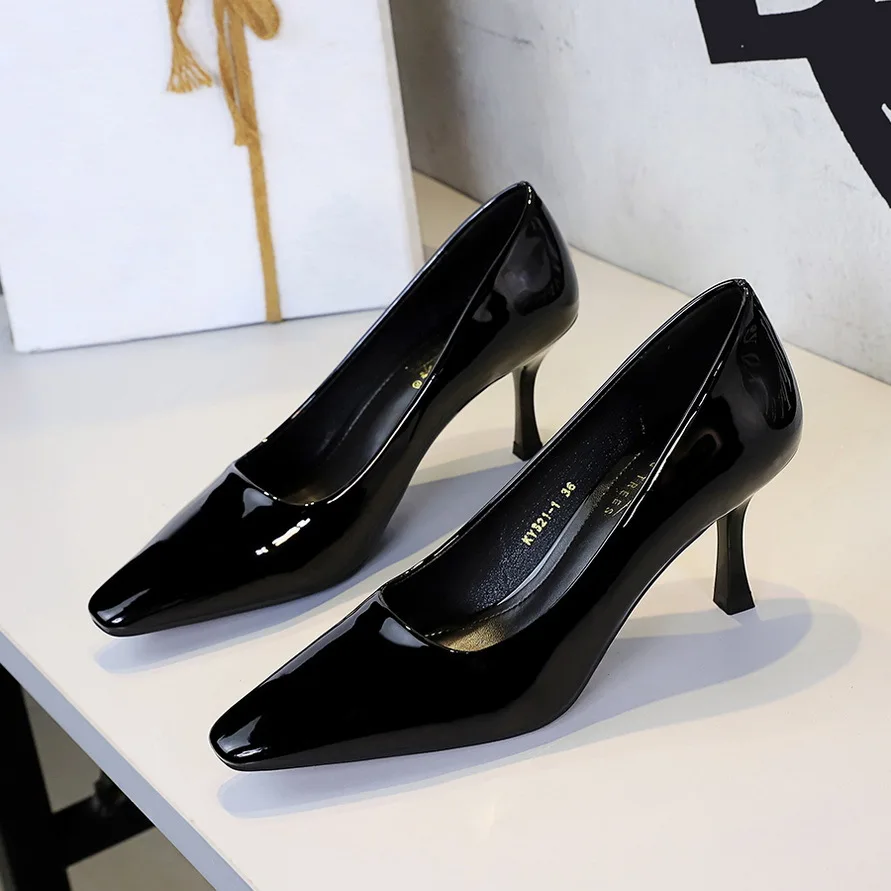 Fashion Women 7.5 Cm Heels Patent Leather Women Pumps Square Head Kitten Heels Stiletto Elegant Banquet Shoes Sexy Party Shoes view 3