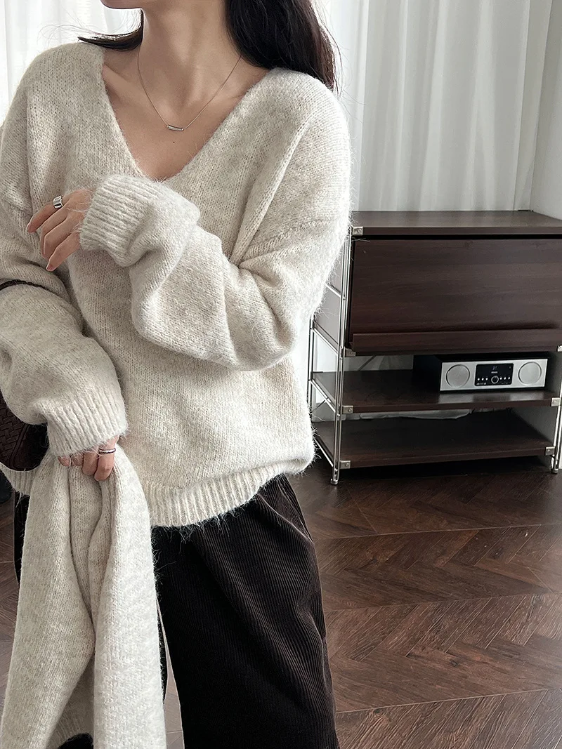 

Свитер с запахом на плечах в стиле Laid-back, женский осенне-зимний новый вязаный свободный топ с длинными рукавами, комплект из двух предметов