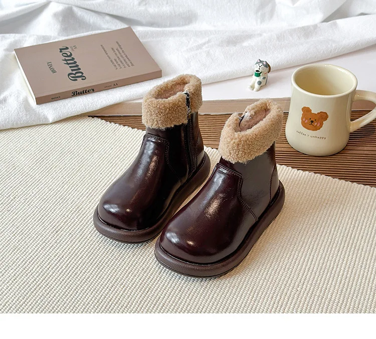 2026 England-Style Winter-Modestiefel für Mädchen, Verdickte Warme Kunstfell-Schneestiefel, Weichsohlige Rutschfeste Modestiefel für Mädchen – Detail 13