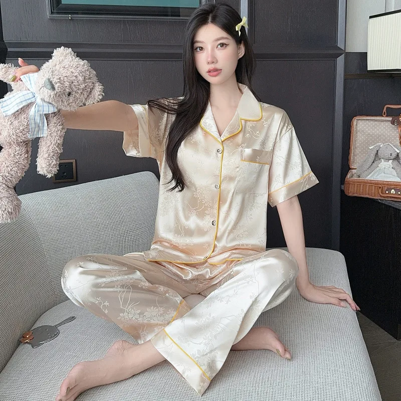 

Новый летний комплект пижамы из ледяного шелка с жаккардовым узором для женщин – легкий, в стиле люкс, с тонкой футболкой с коротким рукавом и длинными брюками, домашняя одежда