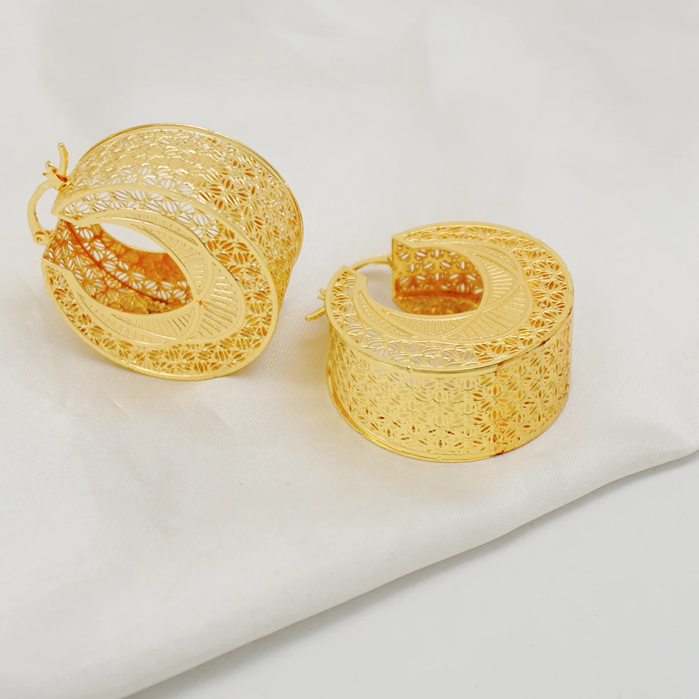 Luxury Jewelry Hollow Out Ear Clip Earrings Dangle Drop Copper Hoop Earrings Circle Earrings For Women Wedding African Jewelry