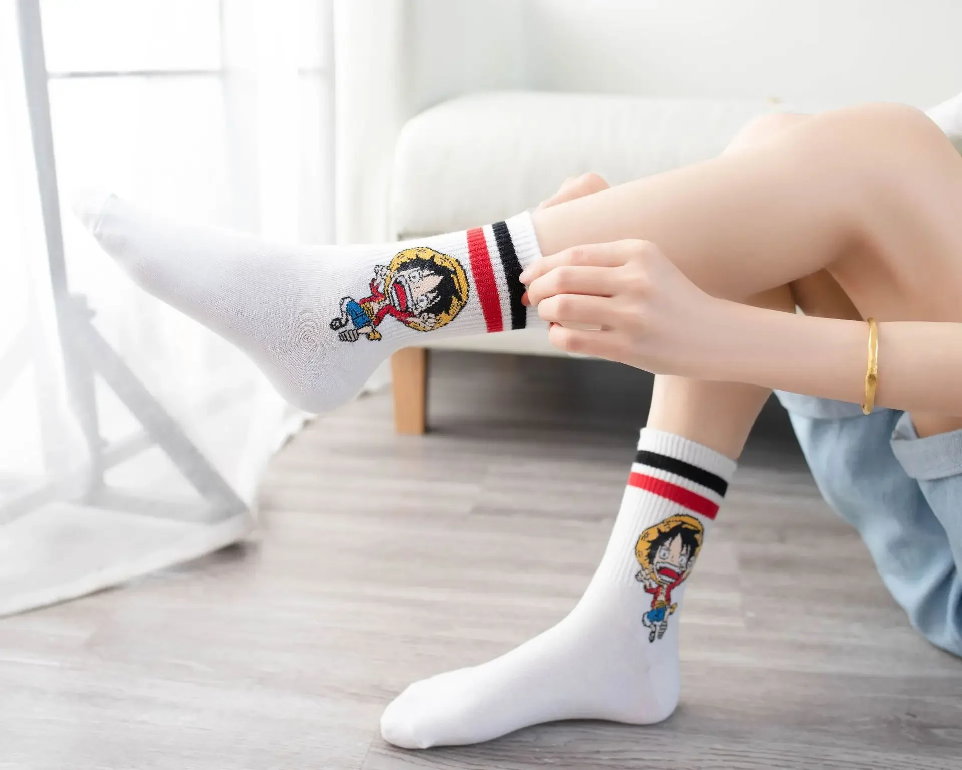 New ONE PIECE Luffy Chopper Autumn Winter Stocking Men Women Socks Cartoon White Cotton Socks Anime Straight Trendy Adults Socks